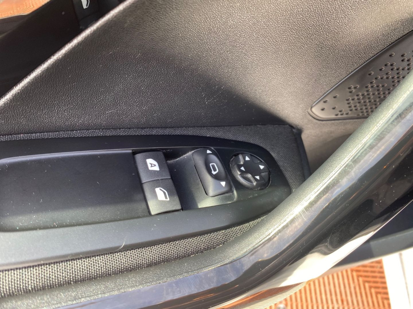 PEUGEOT 208 en vente à Castres chez votre mandataire automobile