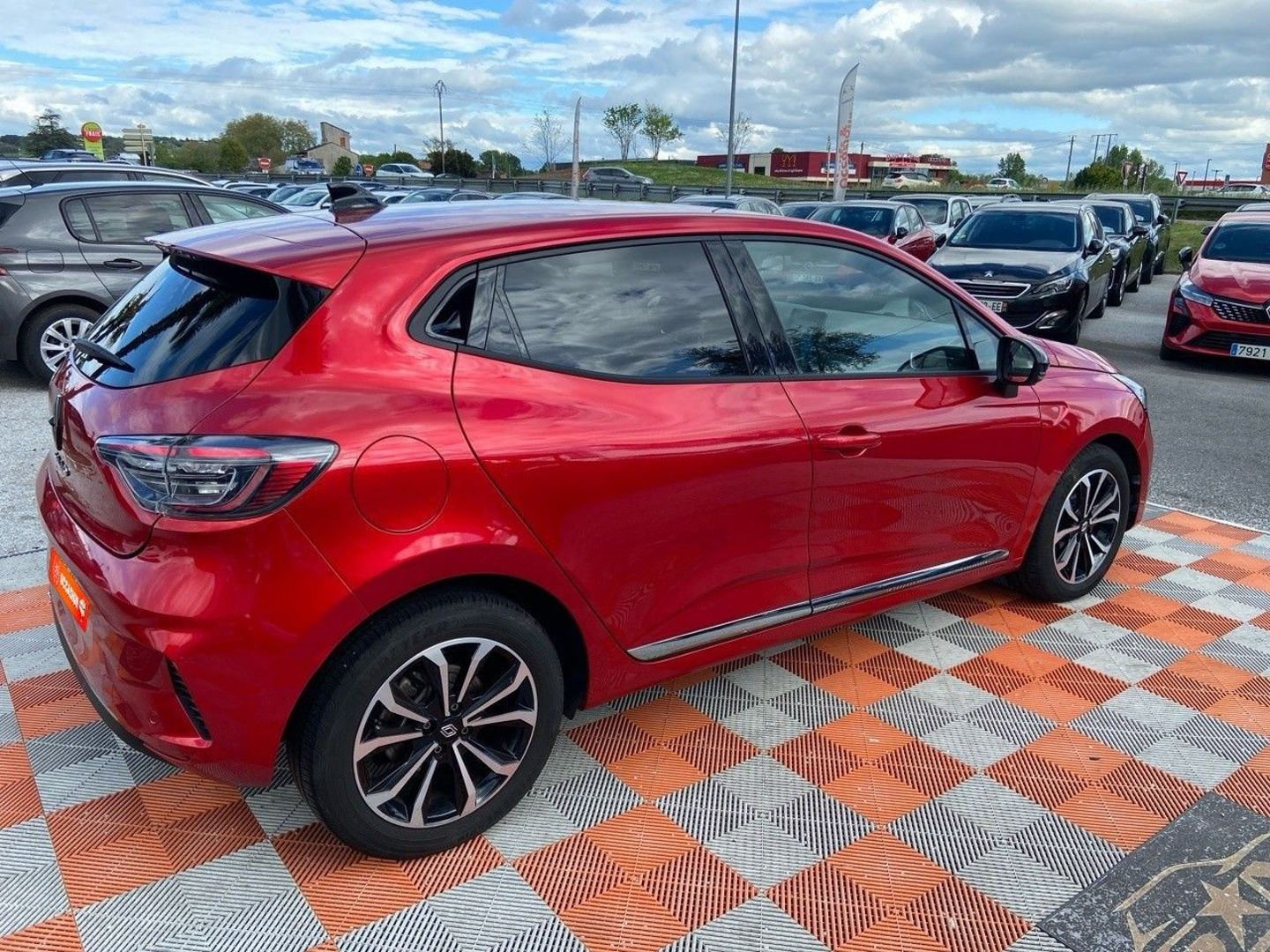 RENAULT Clio en vente à Castres chez votre mandataire automobile