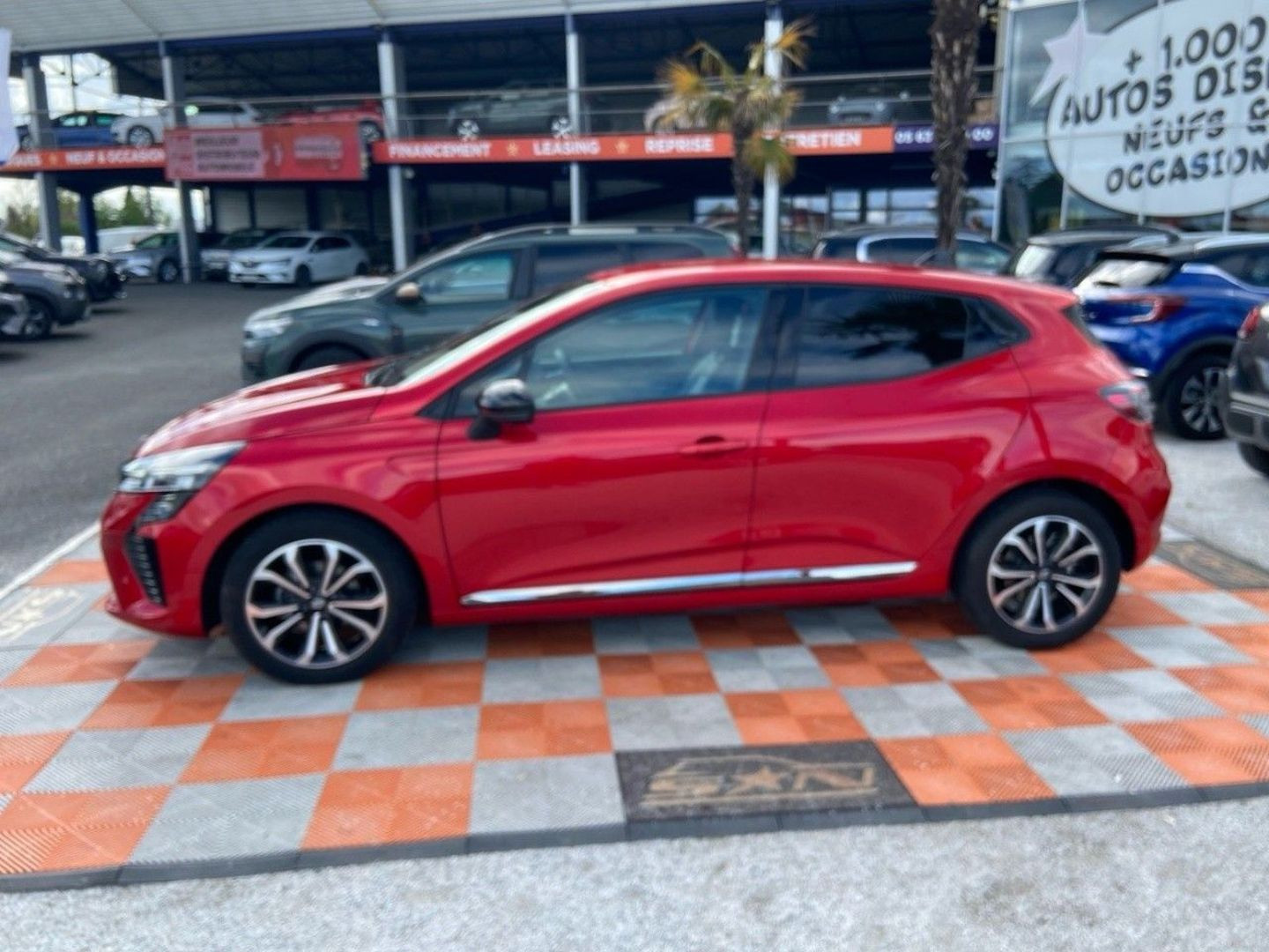 RENAULT Clio en vente à Castres chez votre mandataire automobile