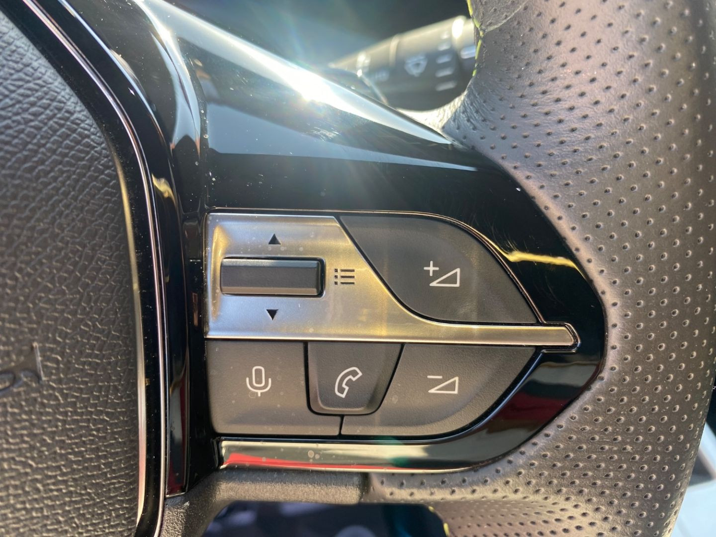 PEUGEOT 308 en vente à Castres chez votre mandataire automobile