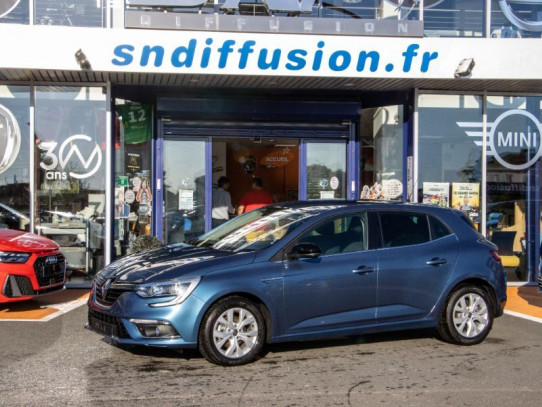Acheter RENAULT Megane IV Blue dCi 115 EDC DELUXE GPS chez SN Diffusion