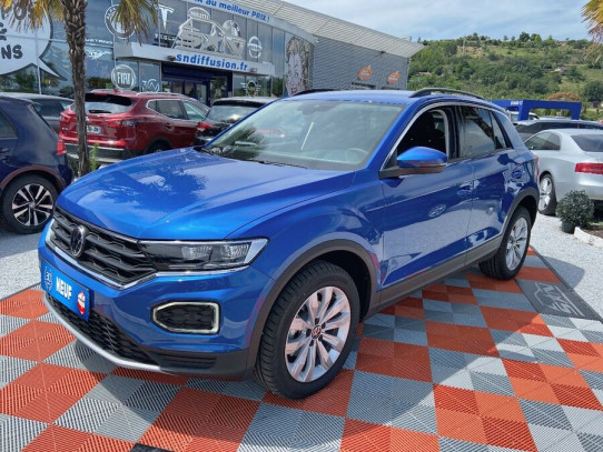 Acheter VOLKSWAGEN T-Roc 1.5 TSI 150 DSG7 LOUNGE LED Hayon Caméra Cockpit JA 17" chez SN Diffusion