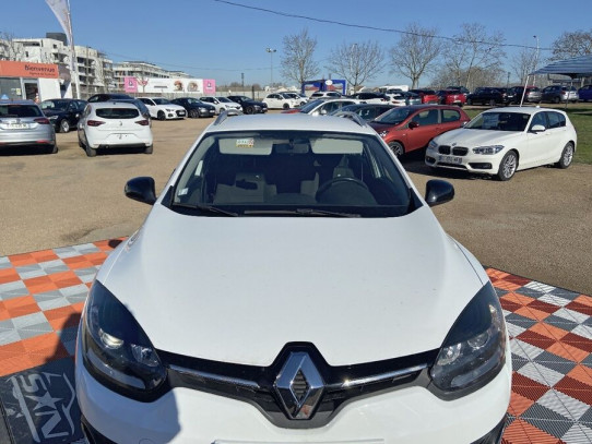 Acheter RENAULT Megane Estate III 1.5 DCI 110 BV6 LIMITED Bluetooth chez SN Diffusion