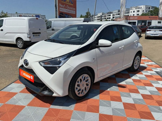 Acheter TOYOTA Aygo 1.0 VVT IX PLAY 5P Caméra Ecran 1°Main chez SN Diffusion
