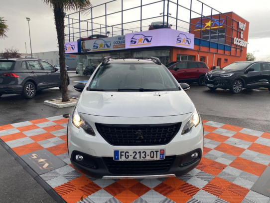 Acheter PEUGEOT 2008 PureTech 110 EAT6 GT LINE Toit Pano chez SN Diffusion