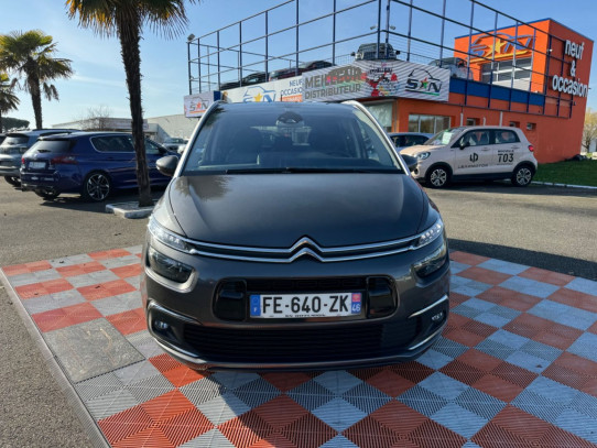 Acheter CITROEN Grand C4 SpaceTourer BlueHDi 130 BV6 SHINE Toit Pano GPS Caméra Attelage 7pl chez SN Diffusion