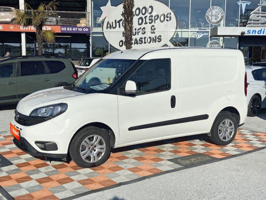 Acheter FIAT Doblo Cargo 1.3 MultiJet 95 PACK 3PL chez SN Diffusion