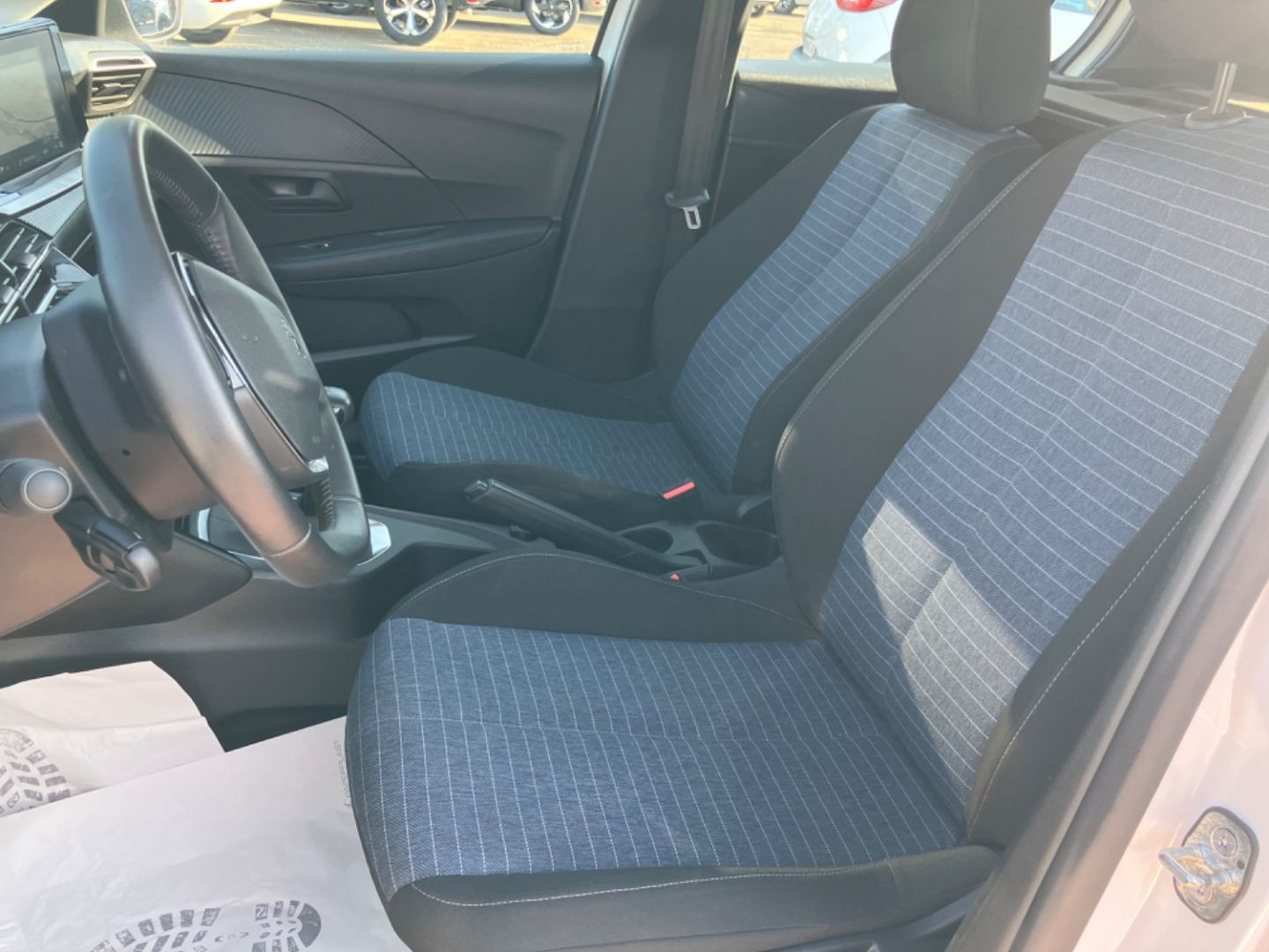 PEUGEOT 208 Affaire en vente à Montauban chez votre mandataire automobile