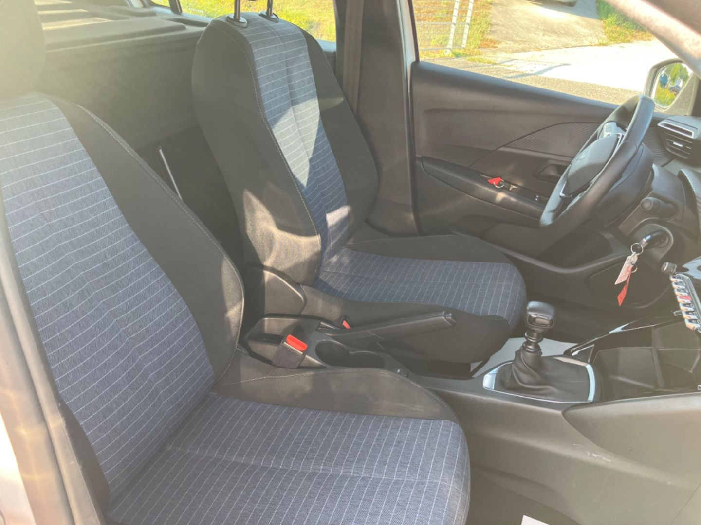 PEUGEOT 208 Affaire en vente à Montauban chez votre mandataire automobile