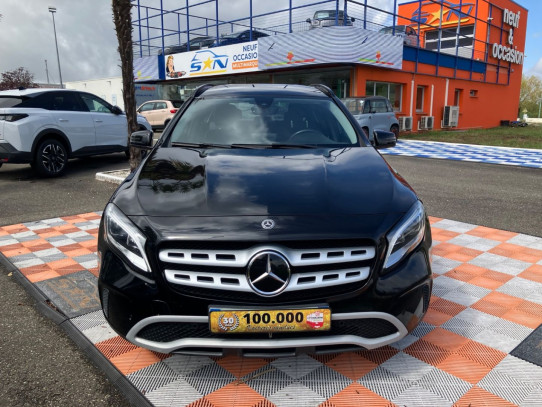 Acheter MERCEDES-BENZ GLA 200 D 136 7 G-DCT BUSINESS CUIR GPS Caméra chez SN Diffusion