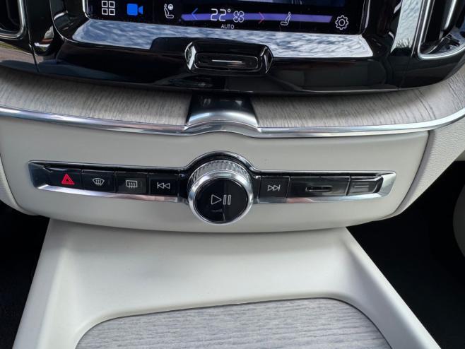 VOLVO XC 60 en vente à Montauban chez votre mandataire automobile