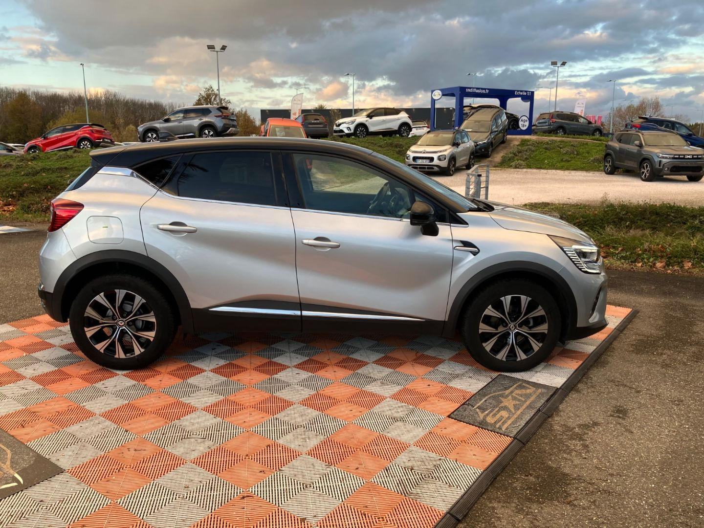 RENAULT Captur en vente à Montauban chez votre mandataire automobile