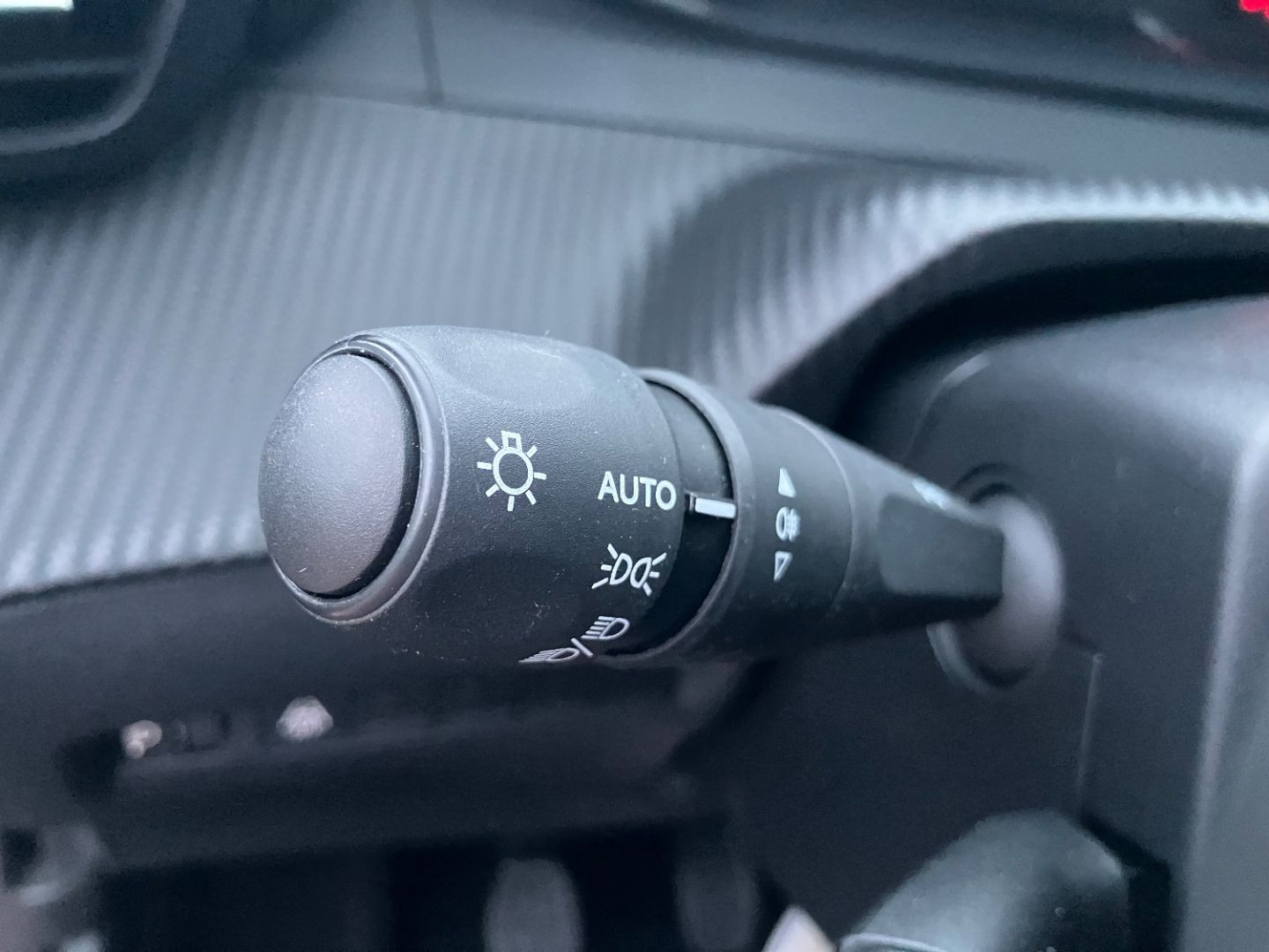 PEUGEOT 2008 en vente à Montauban chez votre mandataire automobile