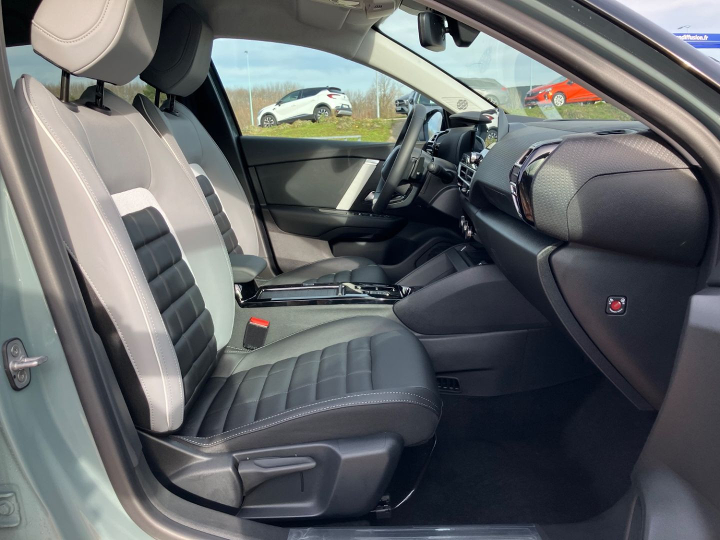 CITROEN C4 en vente à Montauban chez votre mandataire automobile