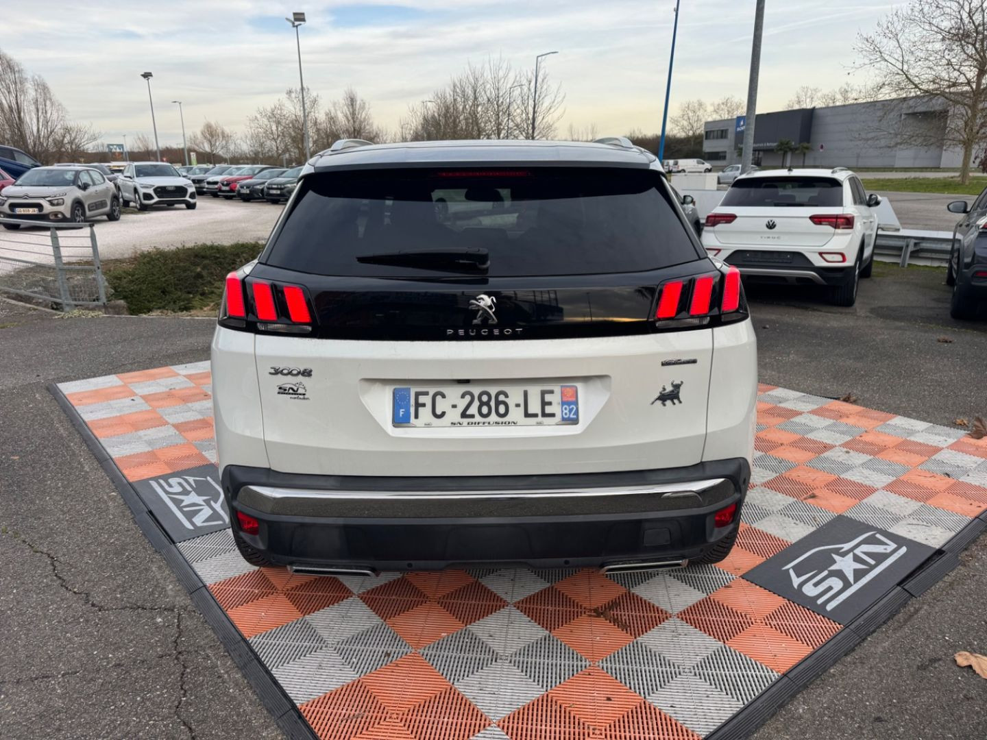 PEUGEOT 3008 en vente à Montauban chez votre mandataire automobile
