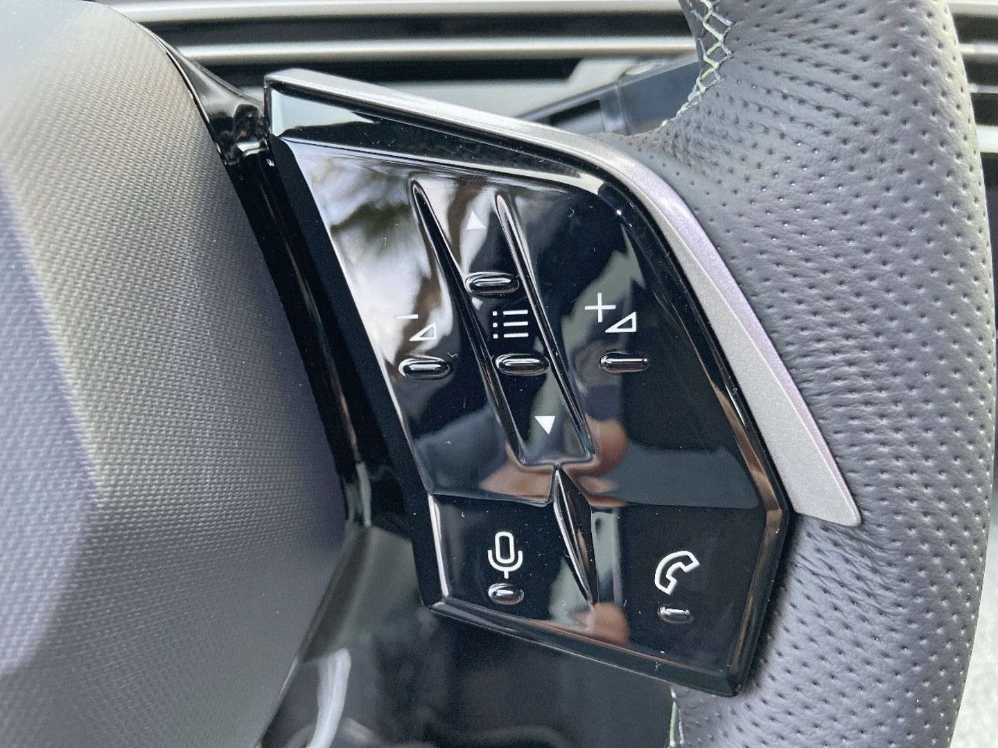 PEUGEOT 3008 en vente à Montauban chez votre mandataire automobile