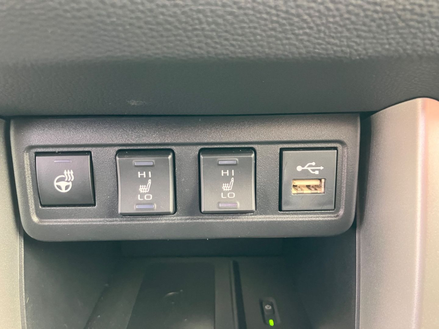 TOYOTA COROLLA CROSS en vente à Montauban chez votre mandataire automobile