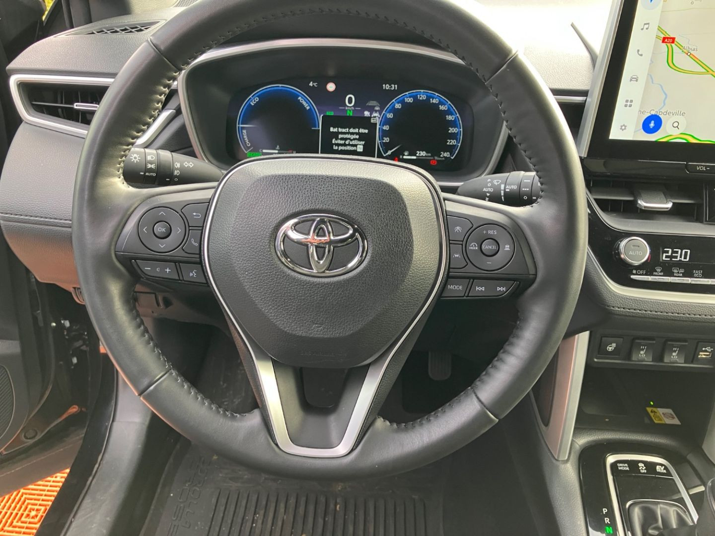 TOYOTA COROLLA CROSS en vente à Montauban chez votre mandataire automobile