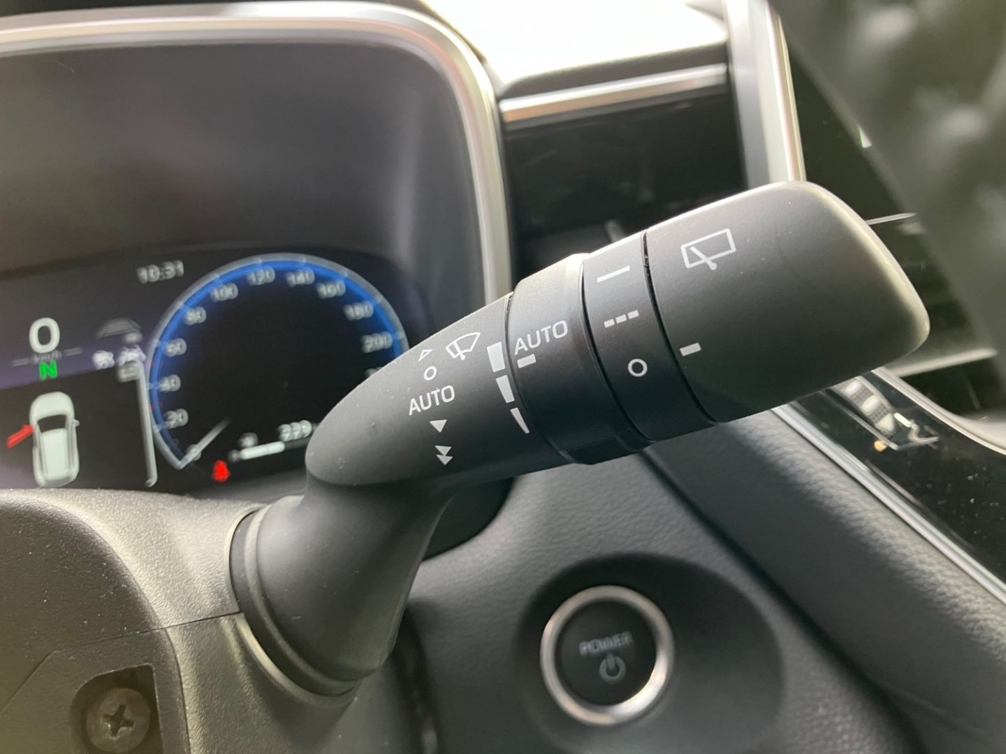 TOYOTA COROLLA CROSS en vente à Montauban chez votre mandataire automobile