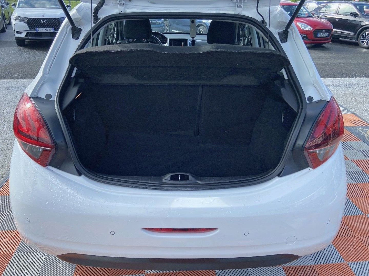 PEUGEOT 208 en vente à Montauban chez votre mandataire automobile