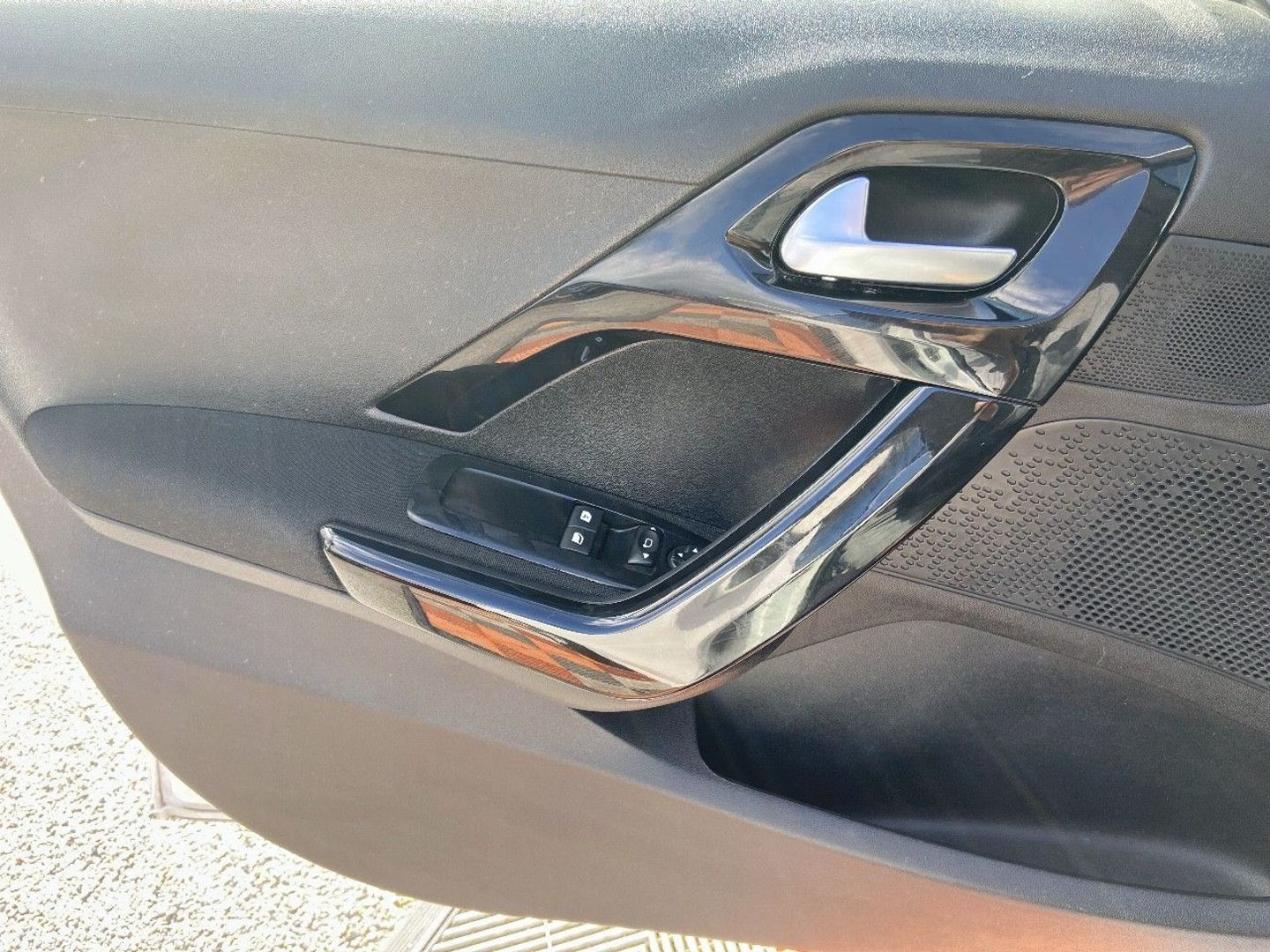 PEUGEOT 208 en vente à Montauban chez votre mandataire automobile