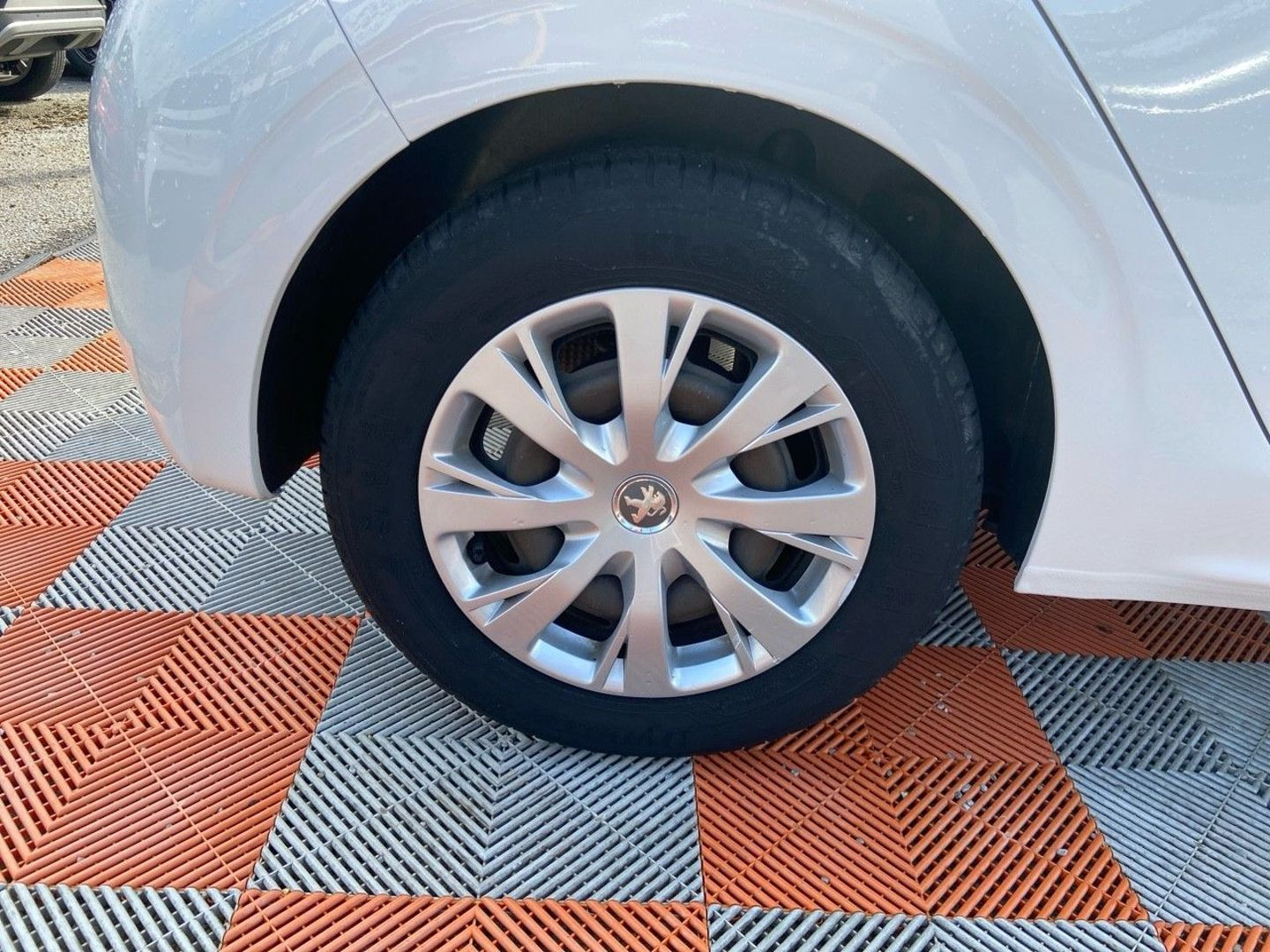 PEUGEOT 208 en vente à Montauban chez votre mandataire automobile