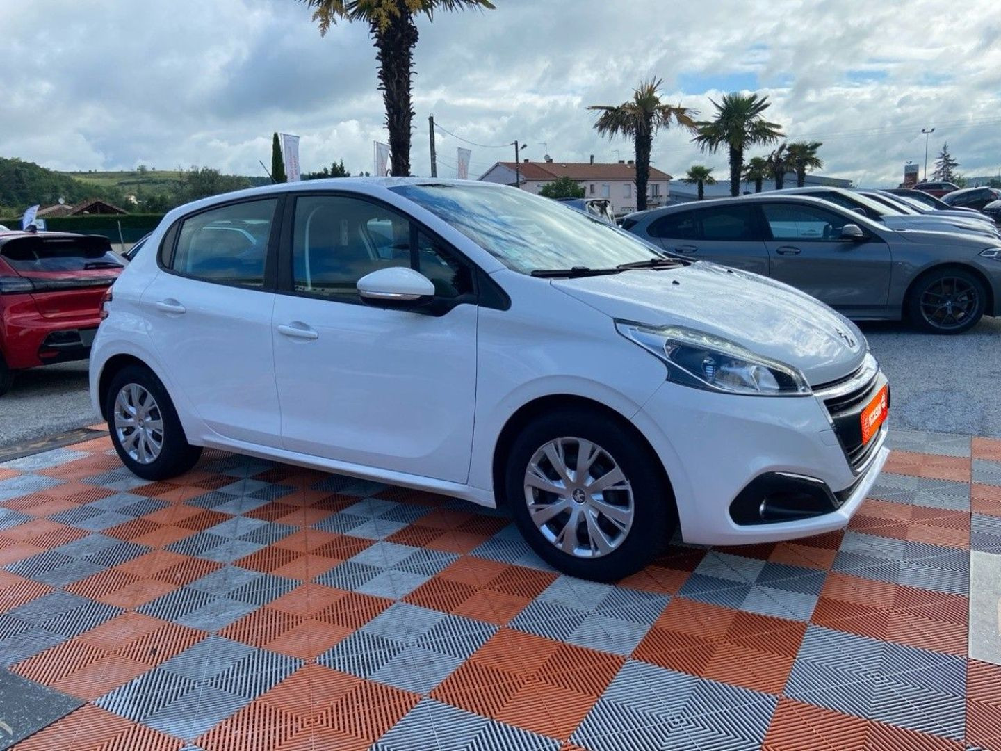 PEUGEOT 208 en vente à Montauban chez votre mandataire automobile
