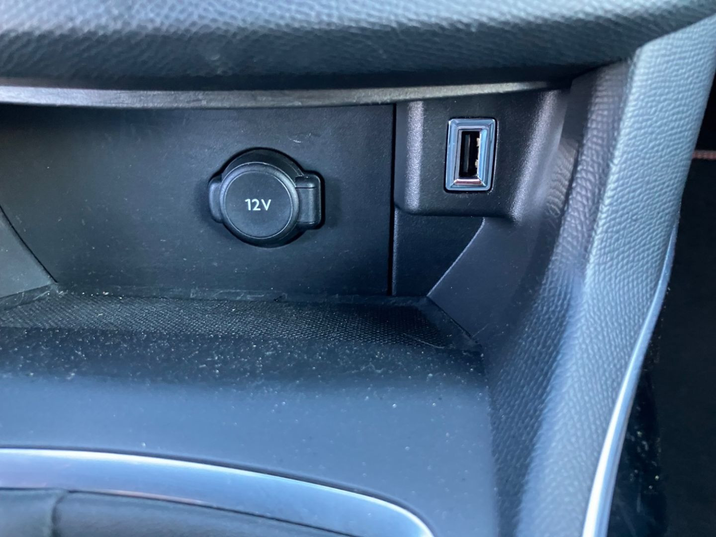 PEUGEOT 308 en vente à Montauban chez votre mandataire automobile