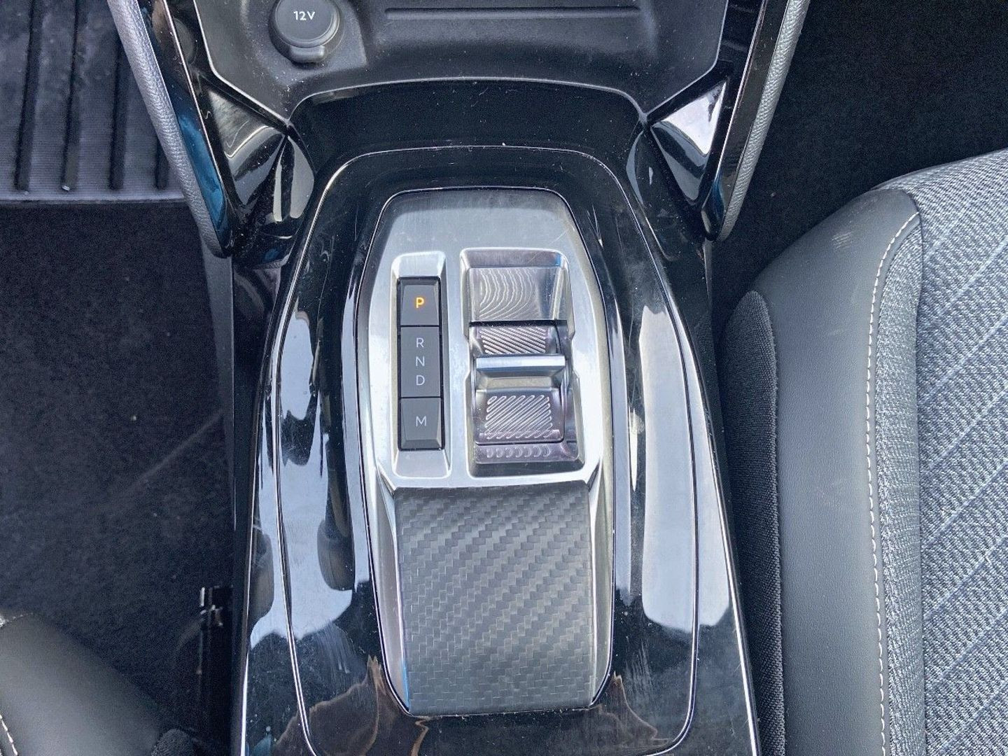 PEUGEOT NEW 2008 en vente à Montauban chez votre mandataire automobile