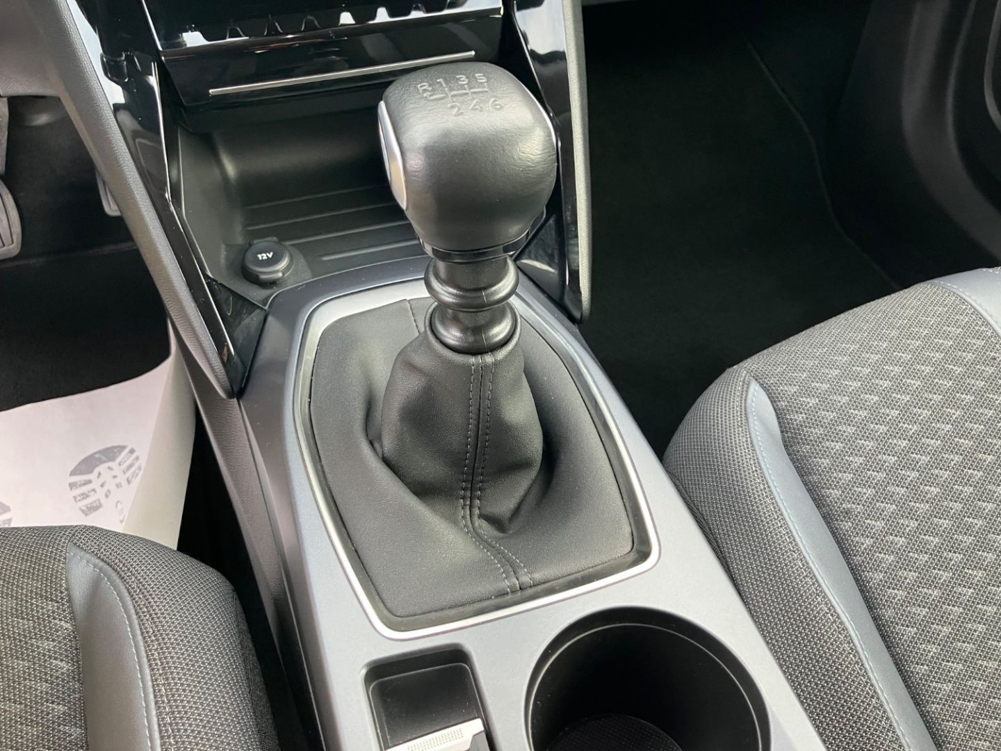 PEUGEOT 2008 en vente à Montauban chez votre mandataire automobile