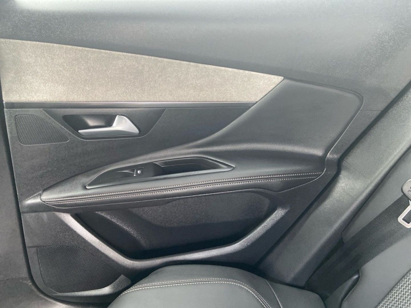 PEUGEOT 3008 en vente à Montauban chez votre mandataire automobile