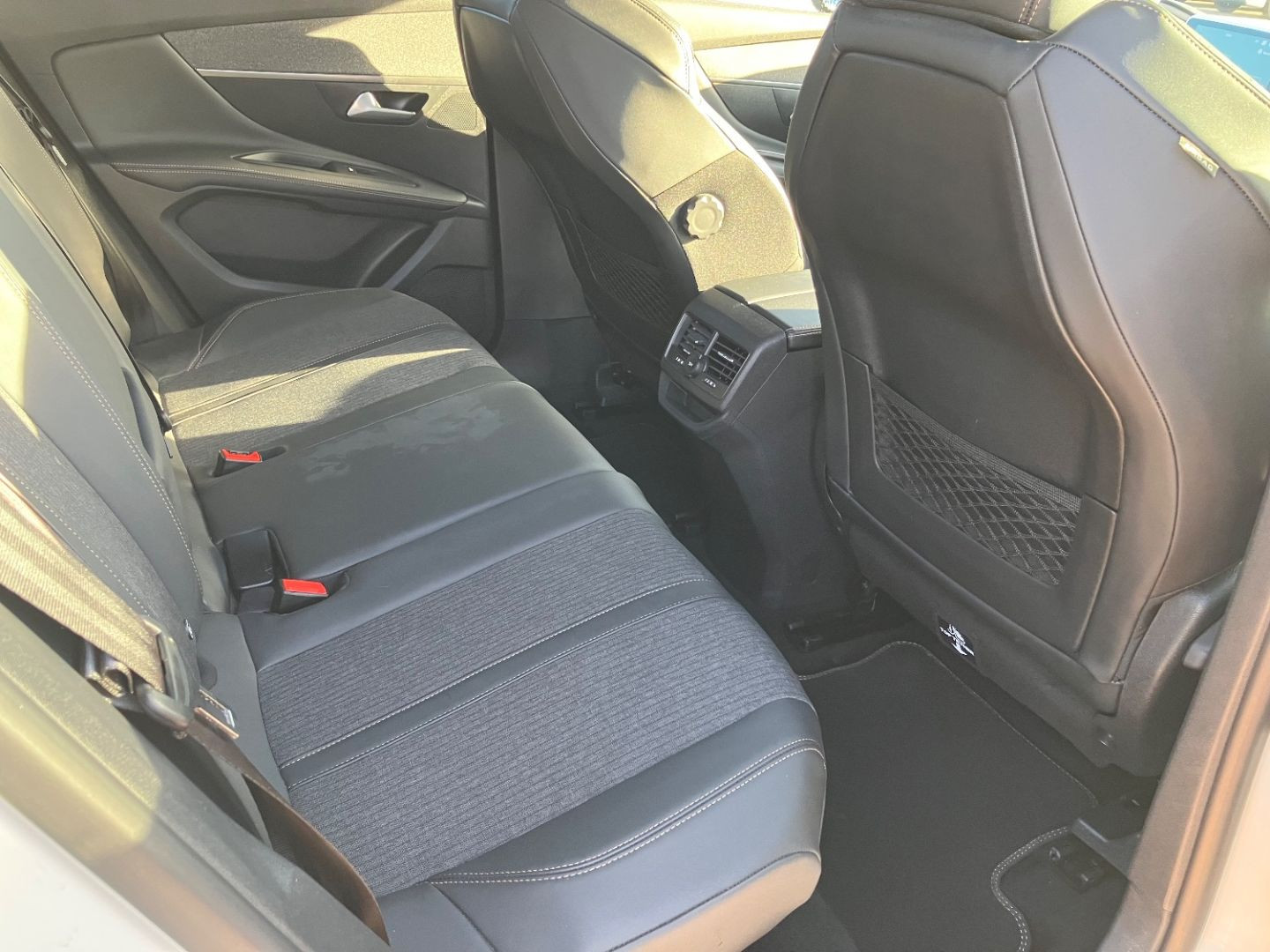 PEUGEOT 3008 en vente à Montauban chez votre mandataire automobile