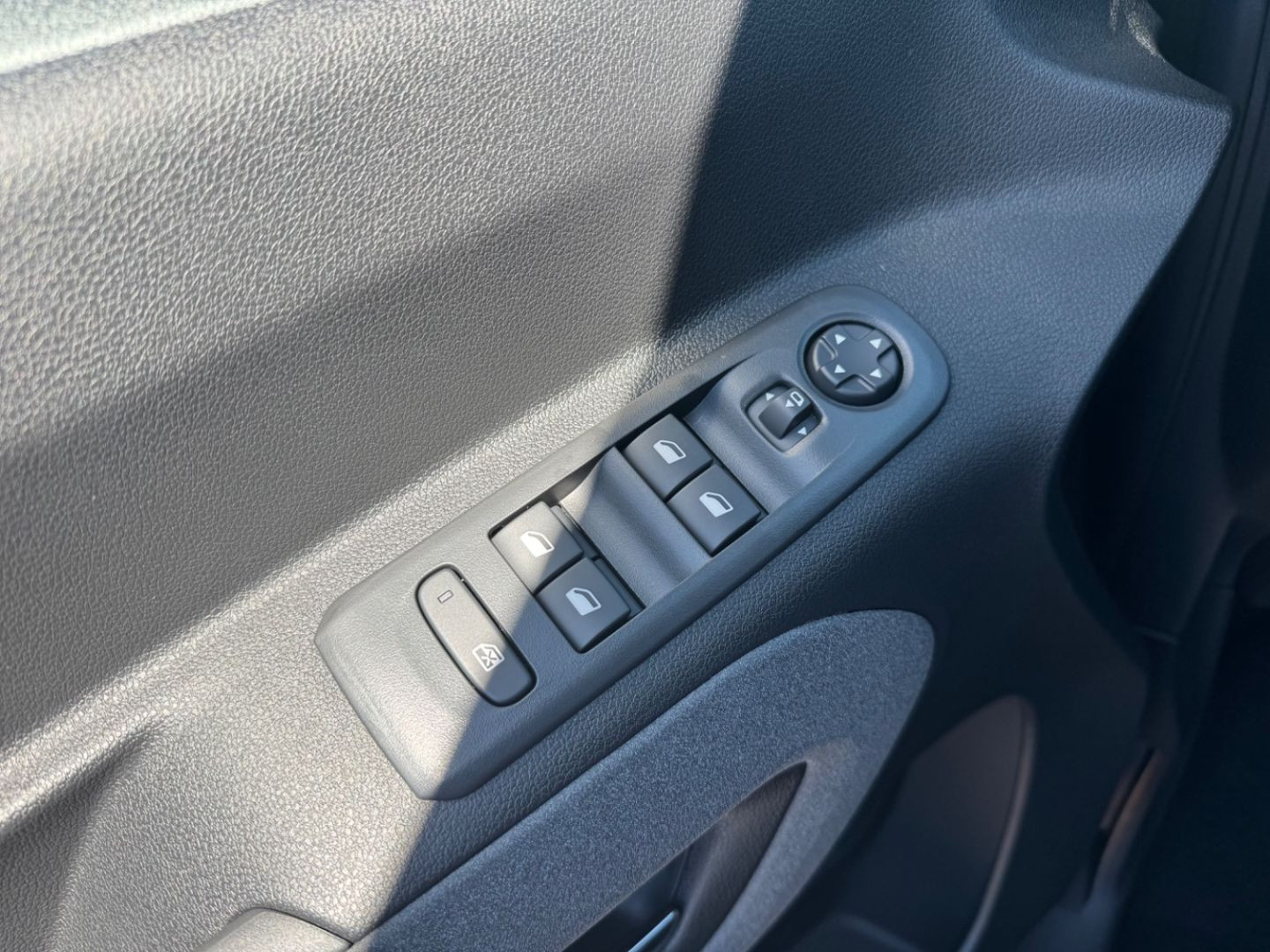 PEUGEOT Rifter en vente à Montauban chez votre mandataire automobile