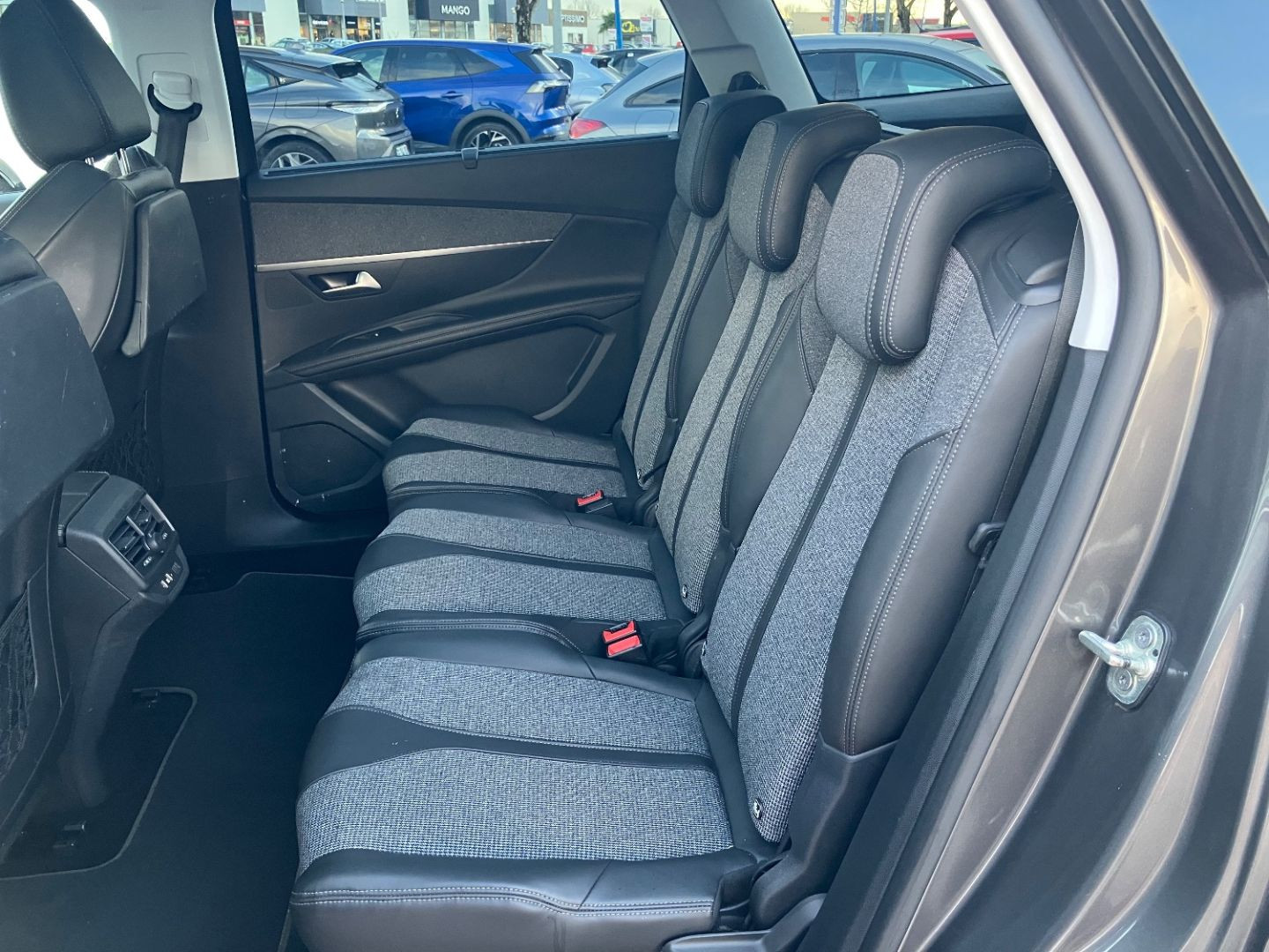 PEUGEOT 5008 en vente à Montauban chez votre mandataire automobile