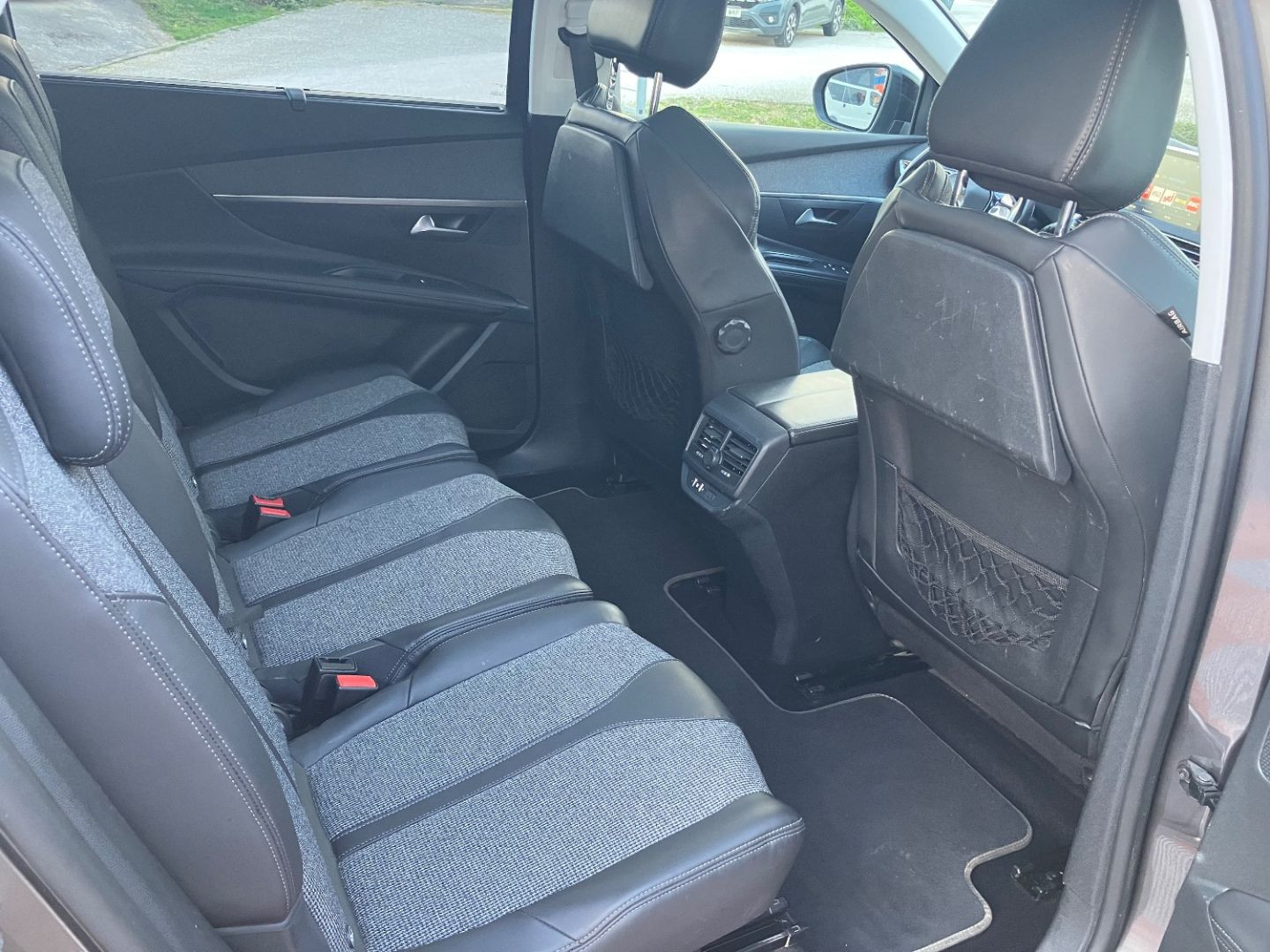 PEUGEOT 5008 en vente à Montauban chez votre mandataire automobile