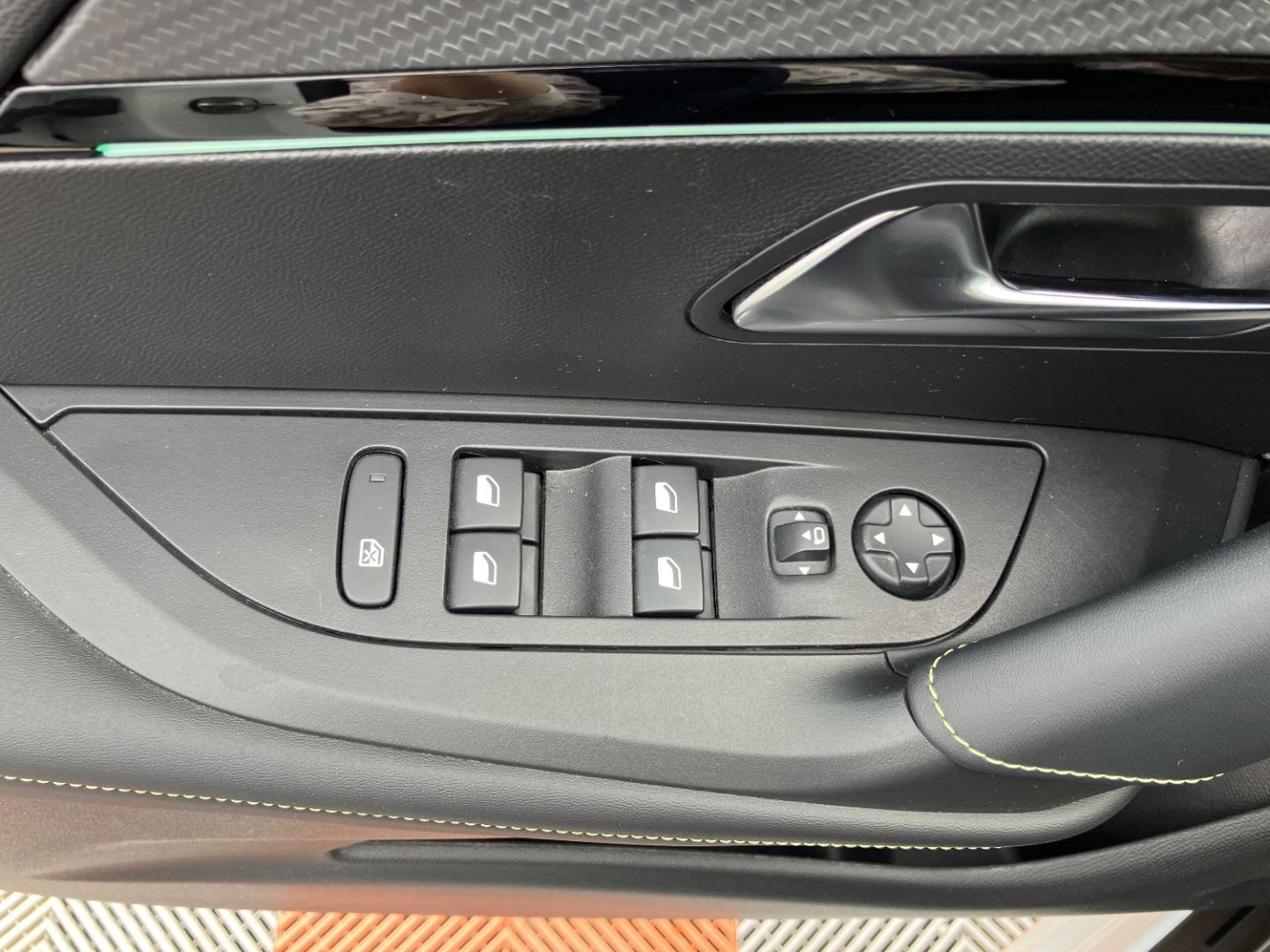 PEUGEOT 2008 en vente à Montauban chez votre mandataire automobile