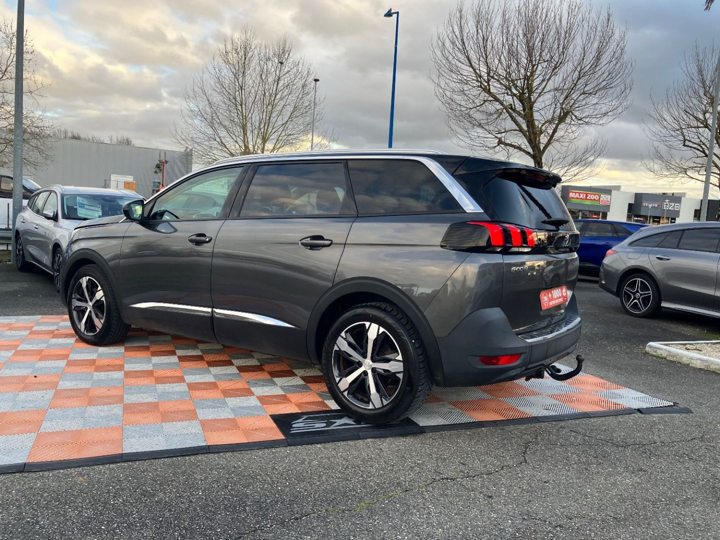 PEUGEOT 5008 en vente à Montauban chez votre mandataire automobile