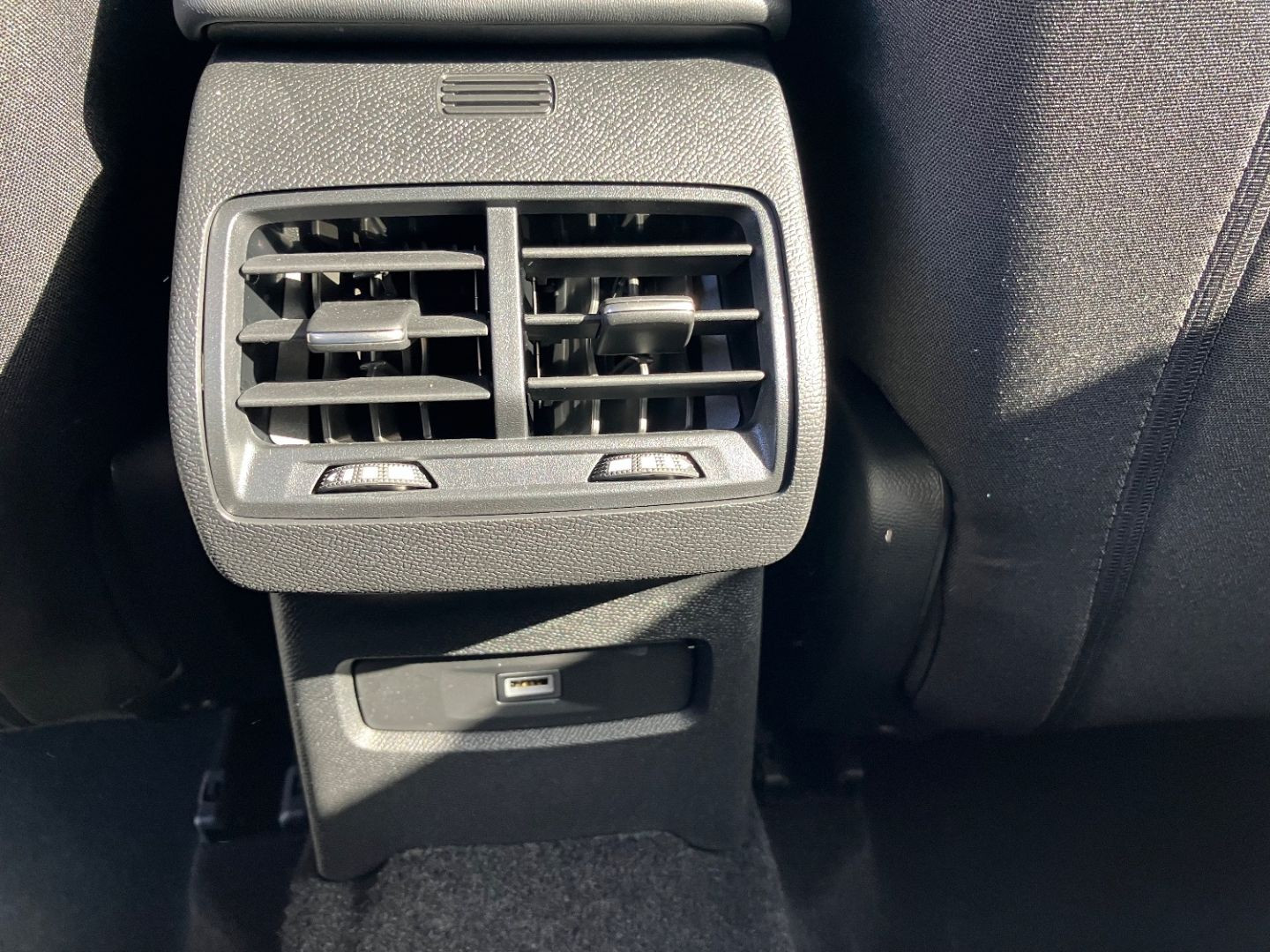 CITROEN C4 en vente à Montauban chez votre mandataire automobile