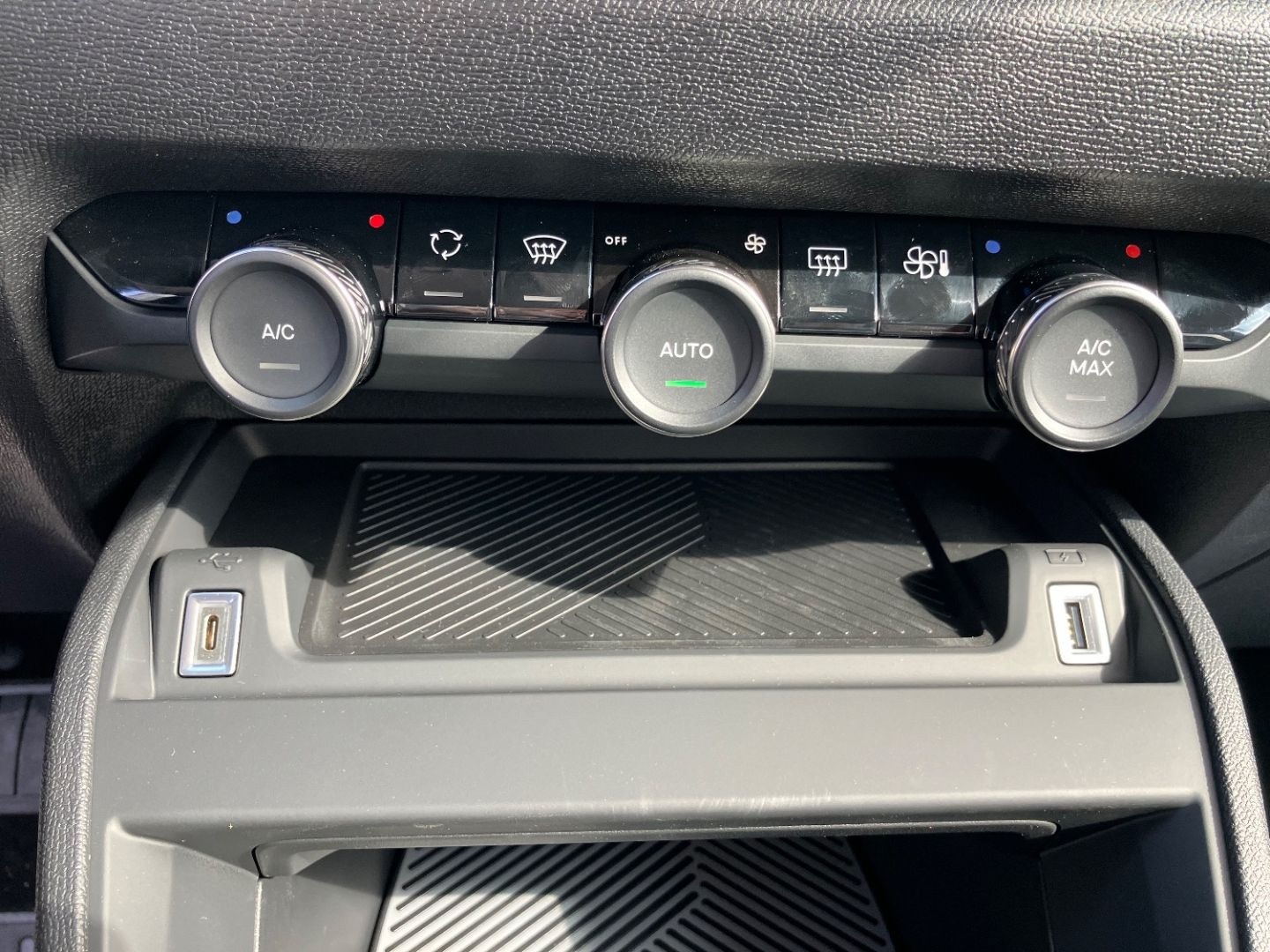 CITROEN C4 en vente à Montauban chez votre mandataire automobile