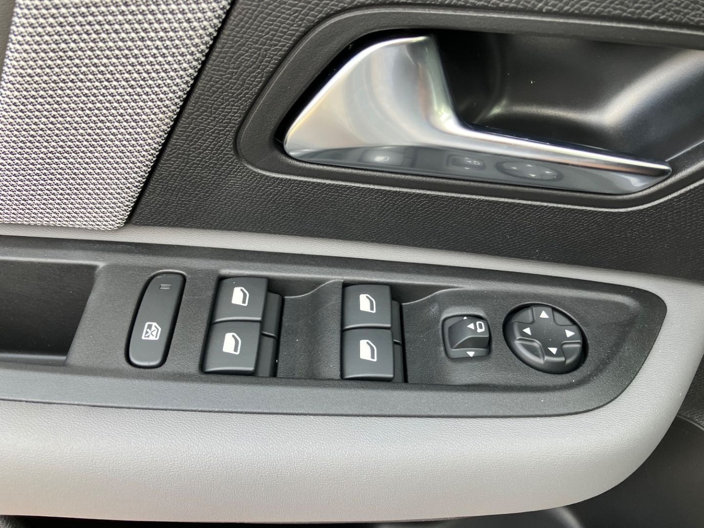 CITROEN C4 en vente à Montauban chez votre mandataire automobile