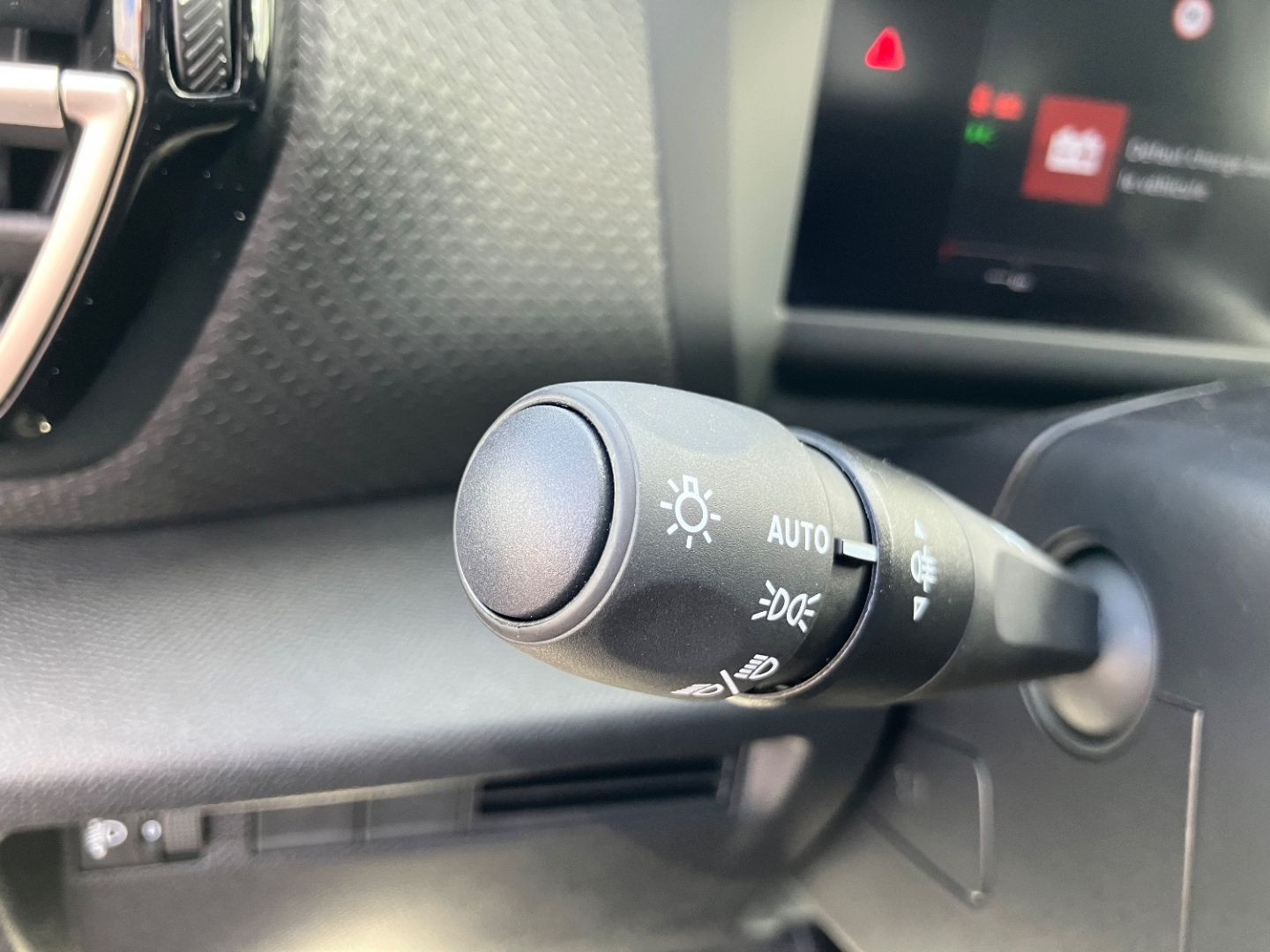 CITROEN C4 en vente à Montauban chez votre mandataire automobile