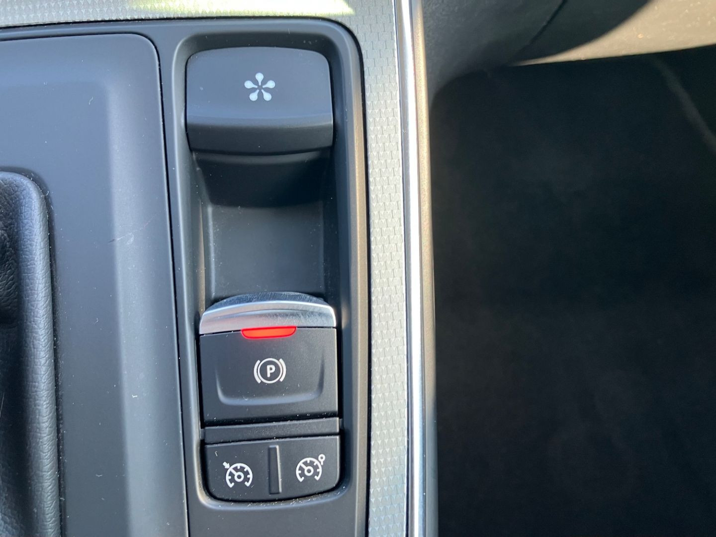 RENAULT Scenic en vente à Montauban chez votre mandataire automobile