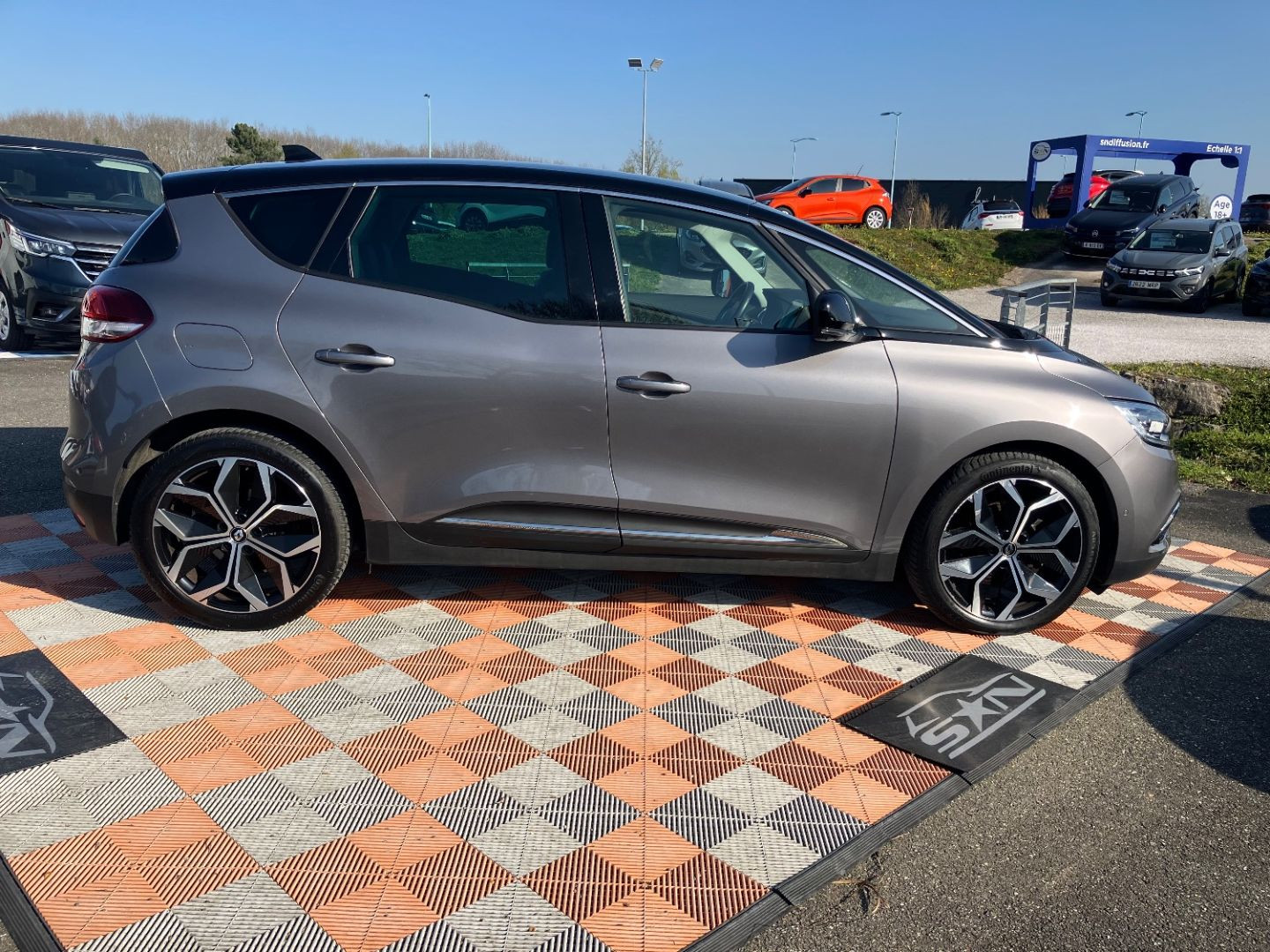 RENAULT Scenic en vente à Montauban chez votre mandataire automobile