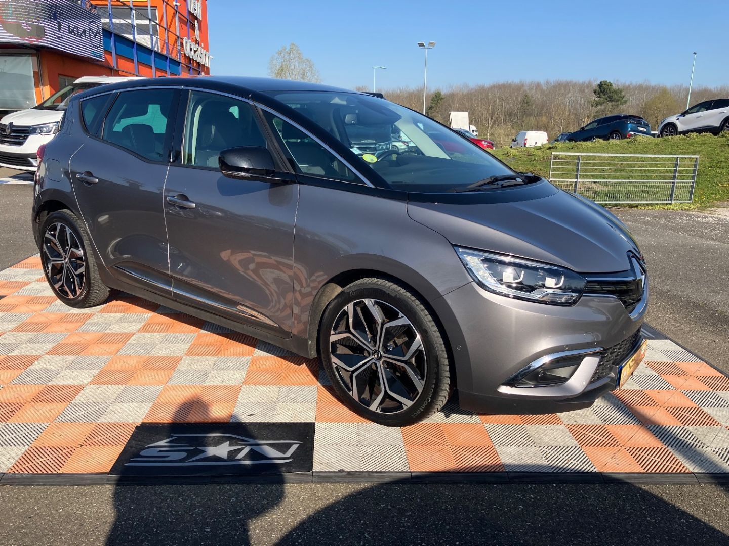 RENAULT Scenic en vente à Montauban chez votre mandataire automobile