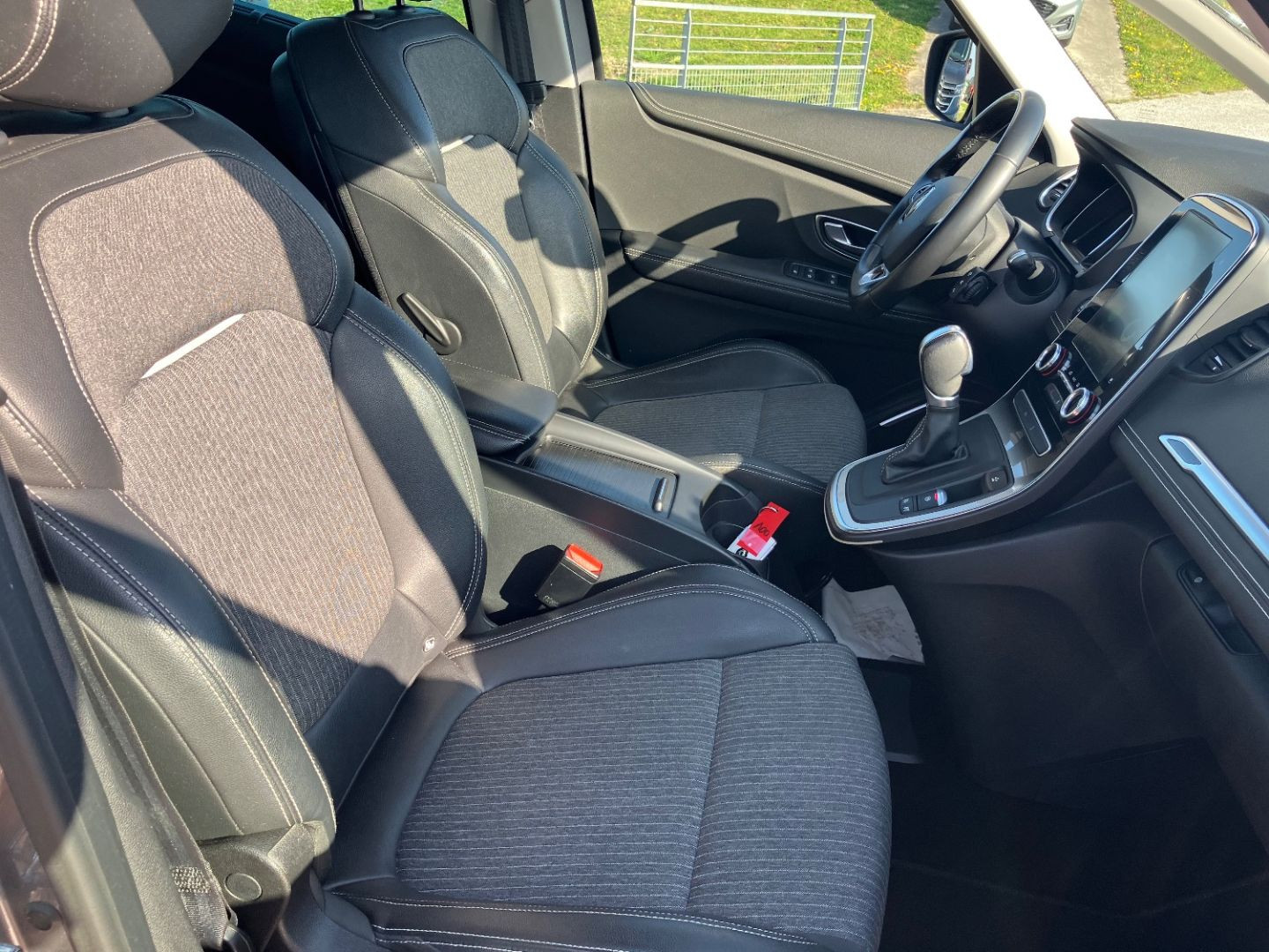 RENAULT Scenic en vente à Montauban chez votre mandataire automobile