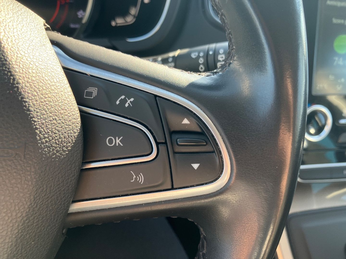 RENAULT Scenic en vente à Montauban chez votre mandataire automobile