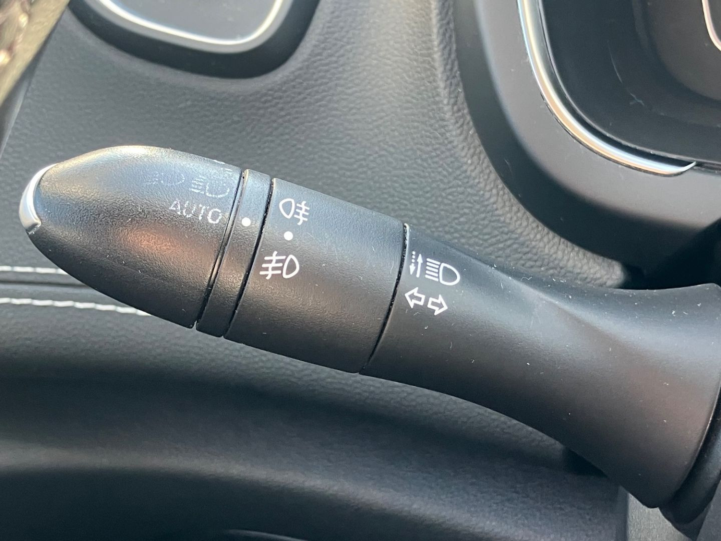 RENAULT Scenic en vente à Montauban chez votre mandataire automobile