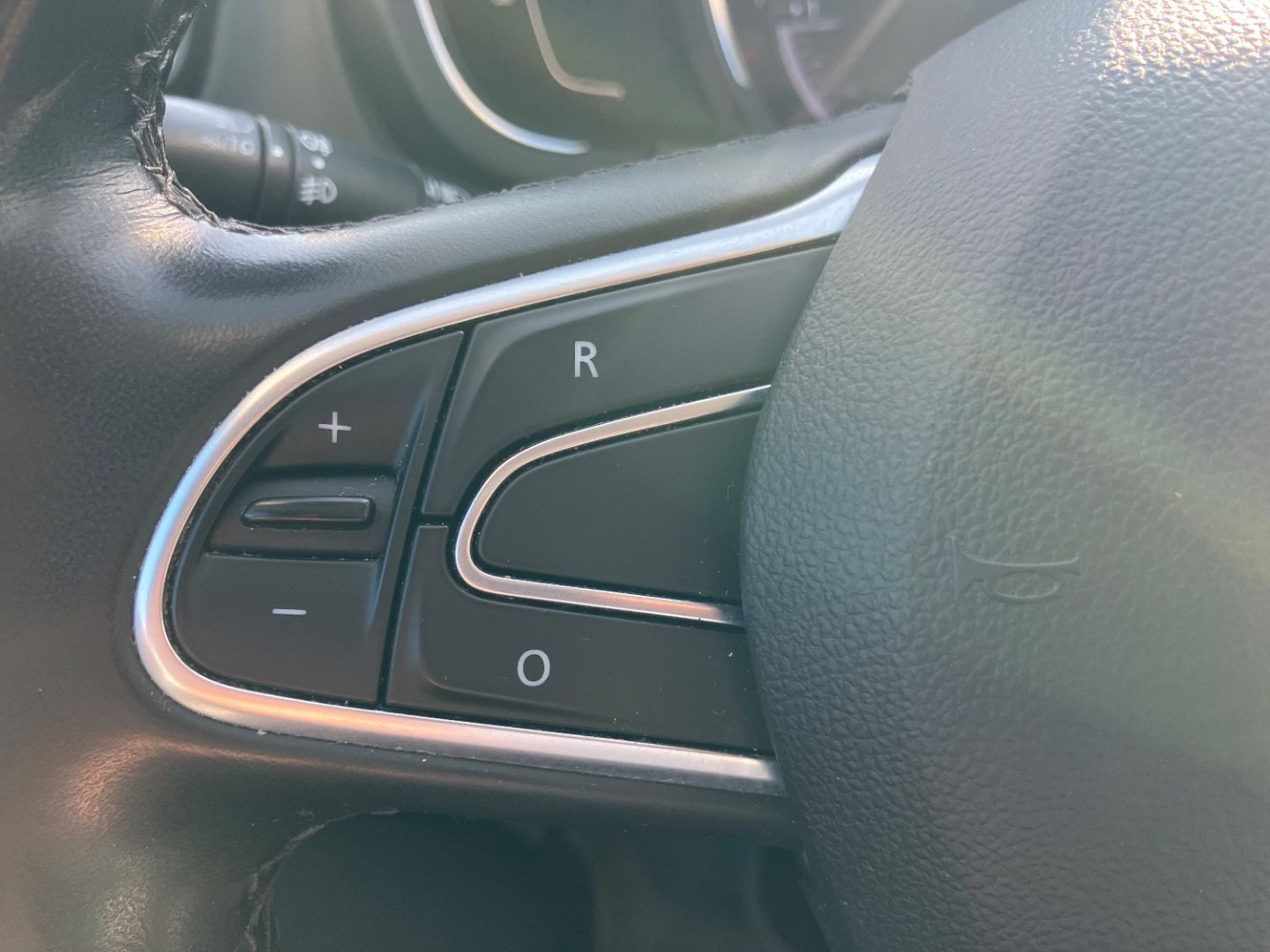 RENAULT Scenic en vente à Montauban chez votre mandataire automobile