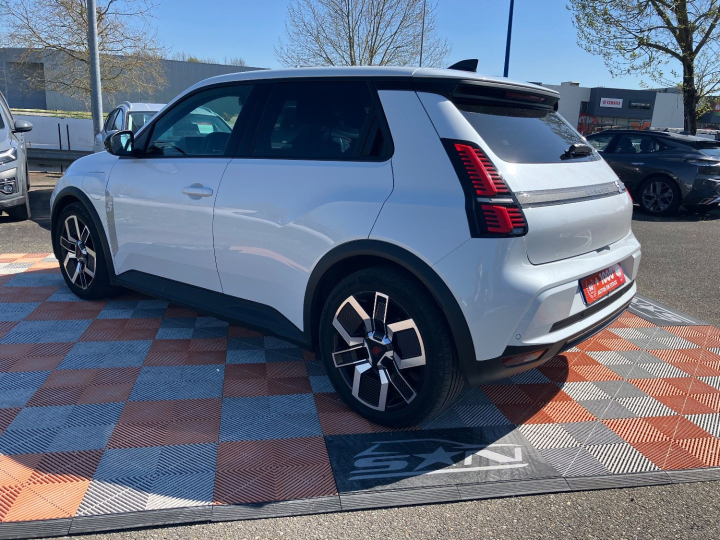 RENAULT R5 en vente à Montauban chez votre mandataire automobile