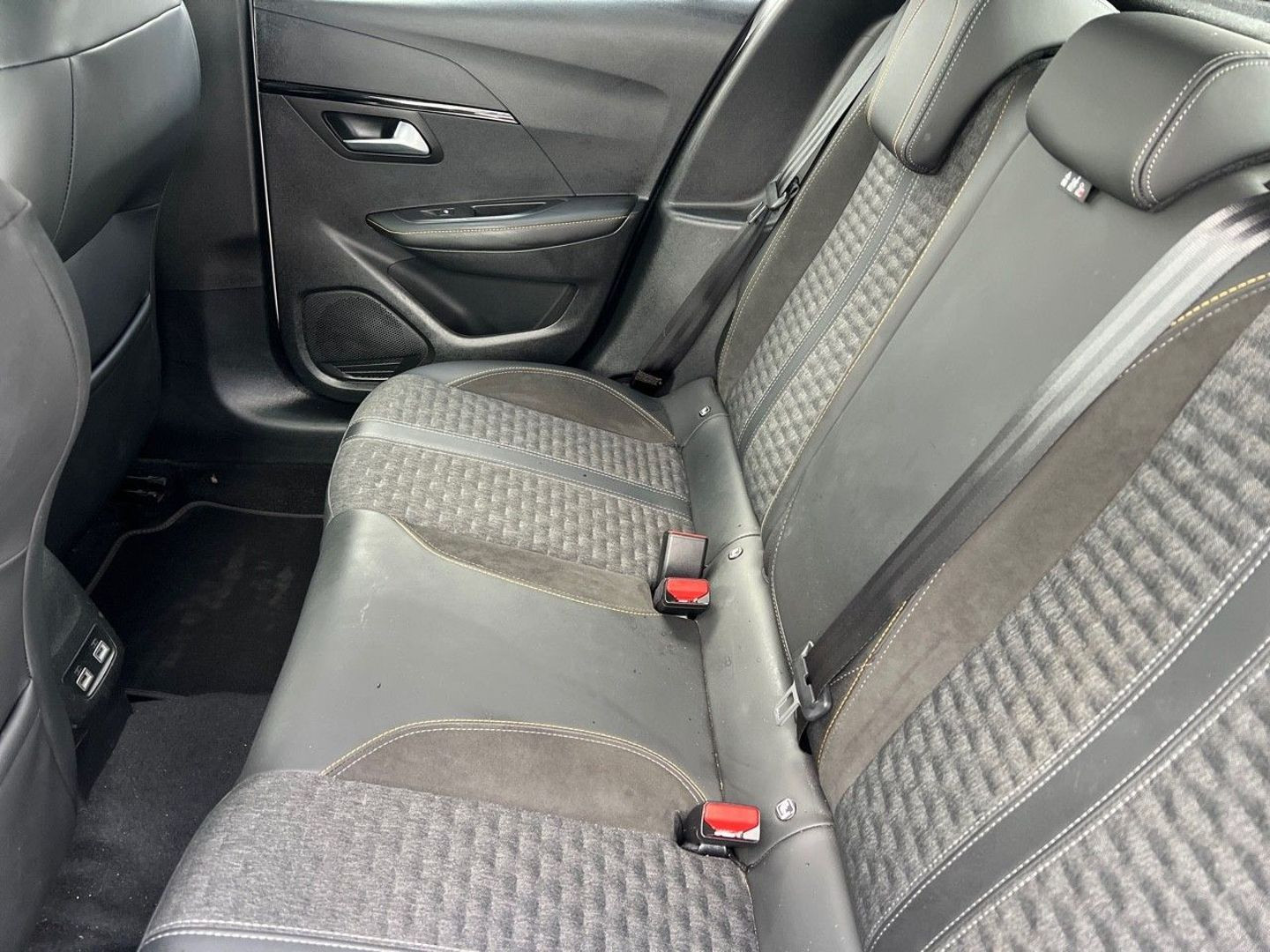 PEUGEOT 208 en vente à Montauban chez votre mandataire automobile